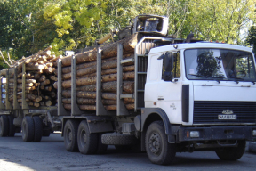 Как Лукашенко с подручными таскают промышленный труп из угла в угол